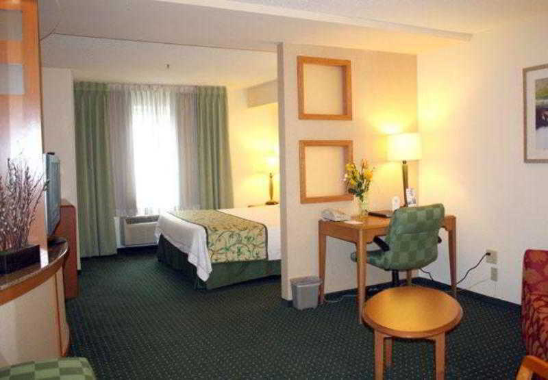 Fairfield & Northwest Hotel
