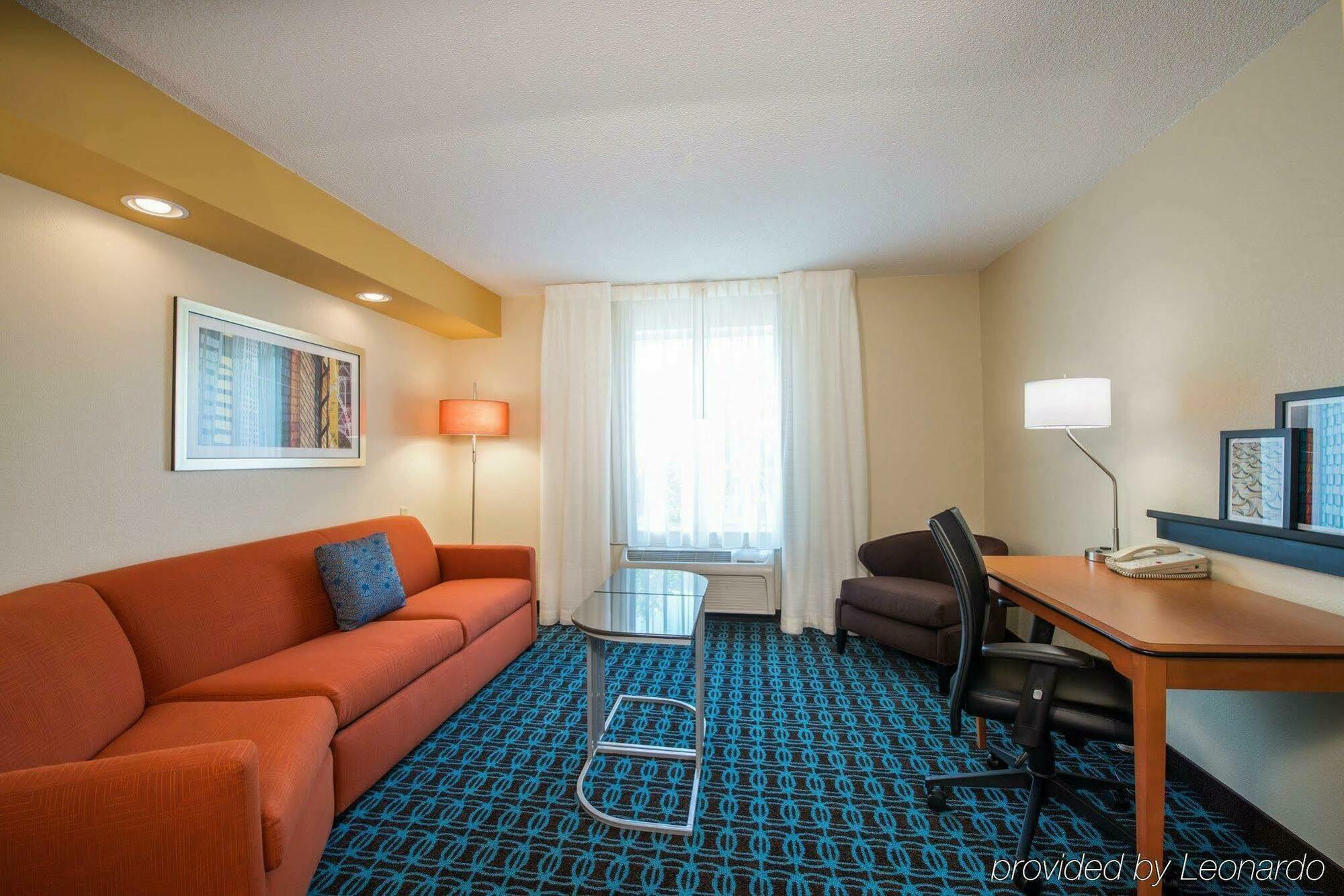 Hotel Fairfield & Northwest Indianapolis